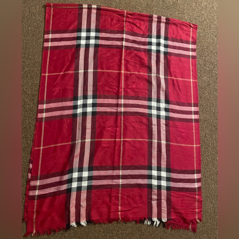 BURBERRY Equestrian Horse Print SCARF - Picture 3 of 10